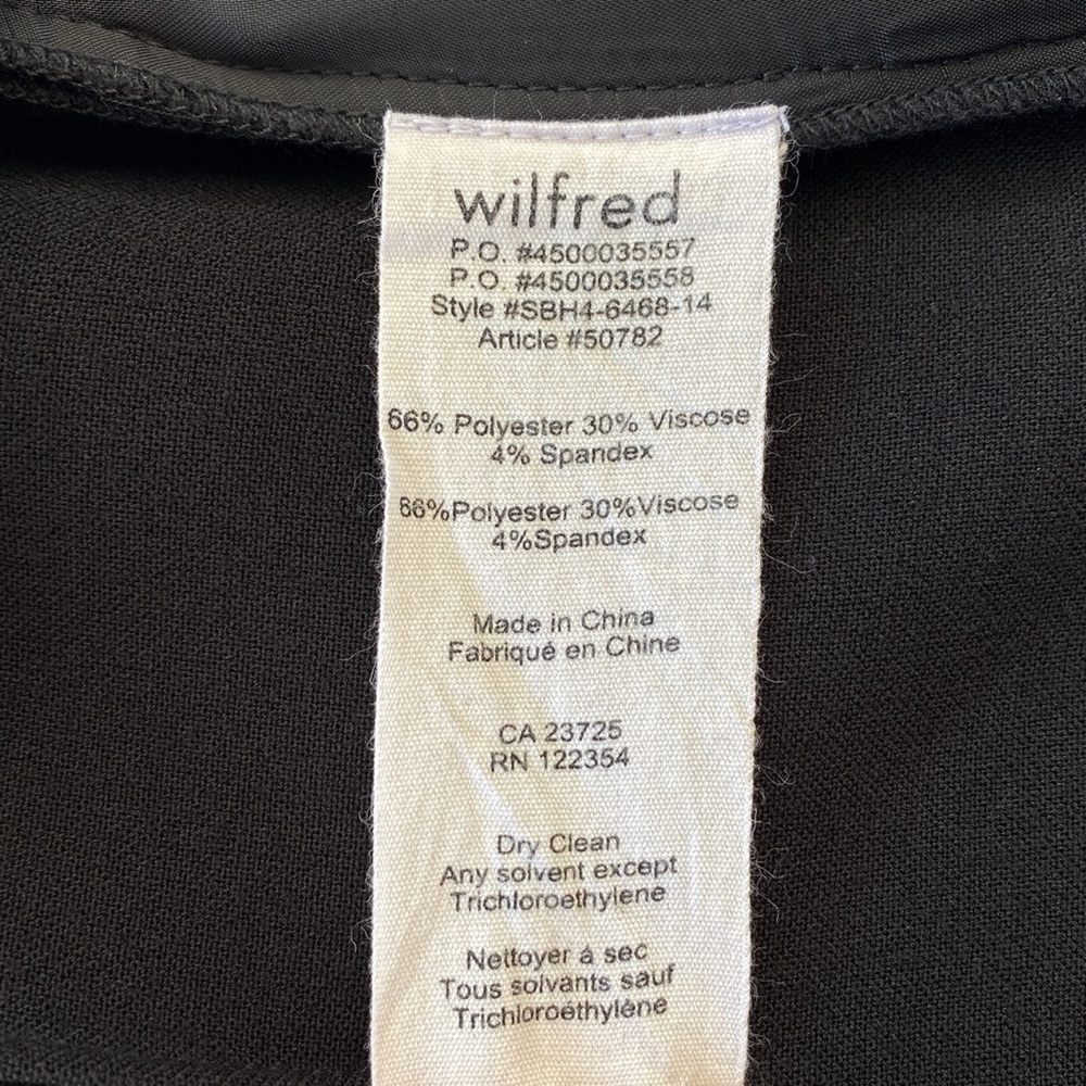 Aritzia Wilfred | Minimalist High-Waist Tailored Shorts Black - Picture 7 of 11